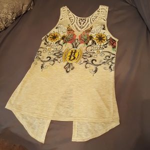 Harley Davidson tank top.